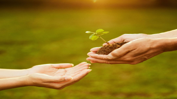 U/Iターン歓迎の介護職求人が地方創生を支える理由｜地域で働く魅力と可能性